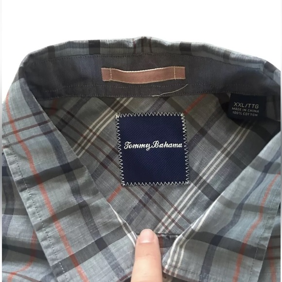 Tommy Bahama Gray Plaid Men’s Button-down Shirt, Size XXL - Picture 2 of 7